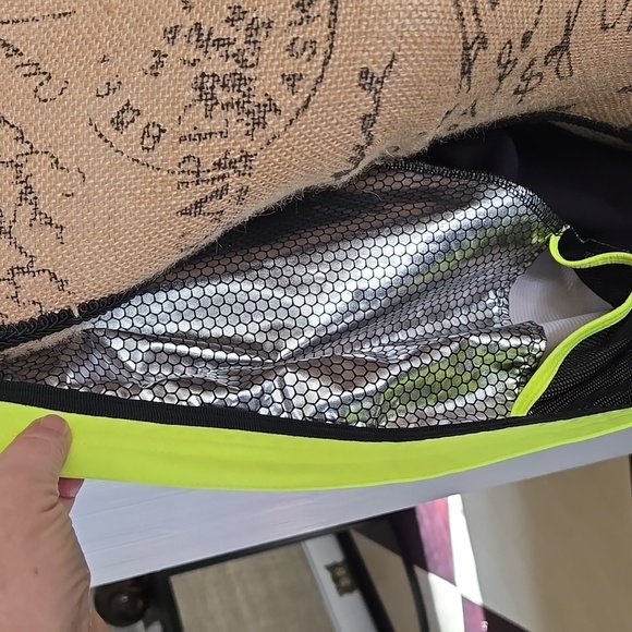 Womens Louis Garneau Cycling jacket - Picture 8 of 8